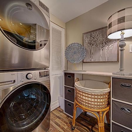 Town Square Retreat Apartment Blairsville Bagian luar foto