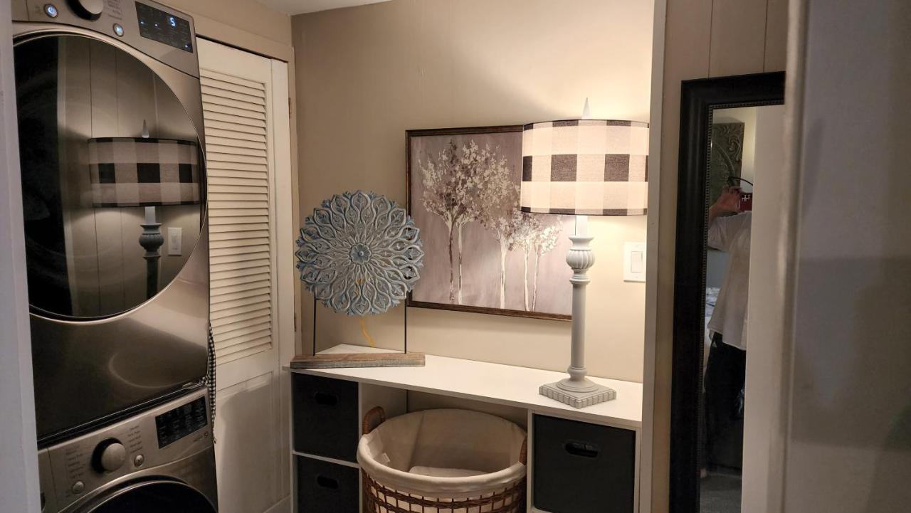 Town Square Retreat Apartment Blairsville Bagian luar foto