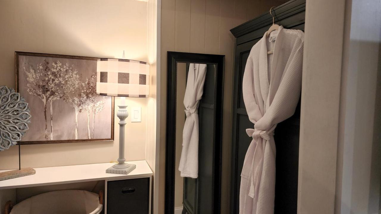 Town Square Retreat Apartment Blairsville Bagian luar foto