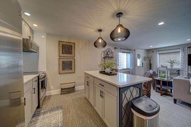 Town Square Retreat Apartment Blairsville Bagian luar foto